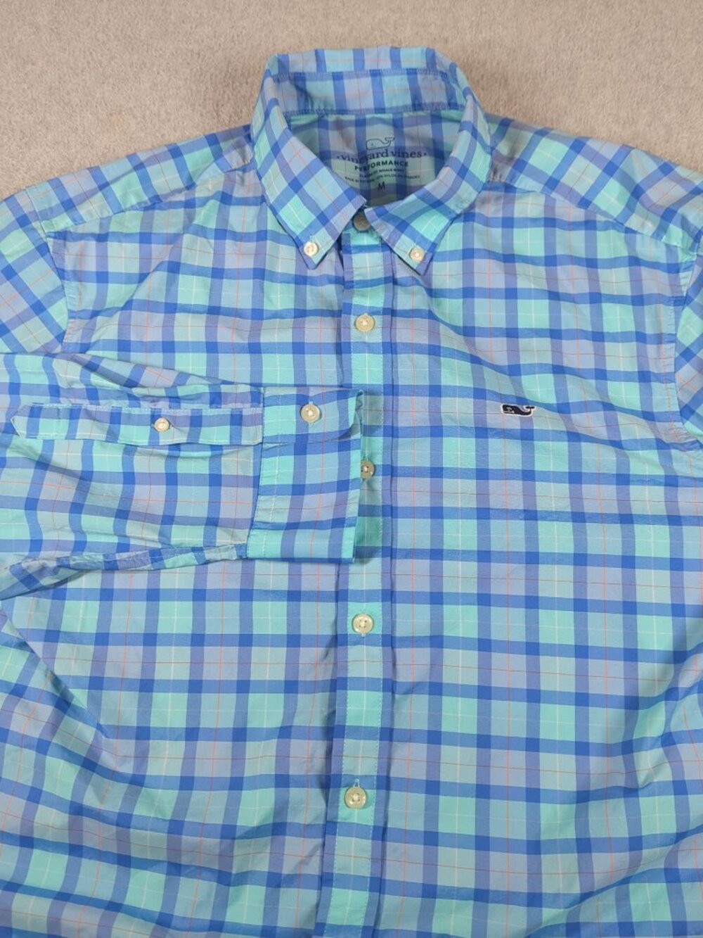 Vineyard Vines Classic Fit Whale Shirt Men's Medium Performance Nylon Stretch
